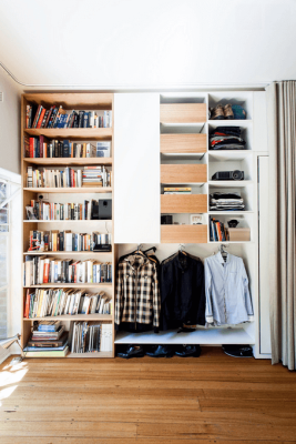 Гардеробная за шторкой