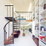 Лестница - конструктивный и стилистический элемент интерьера