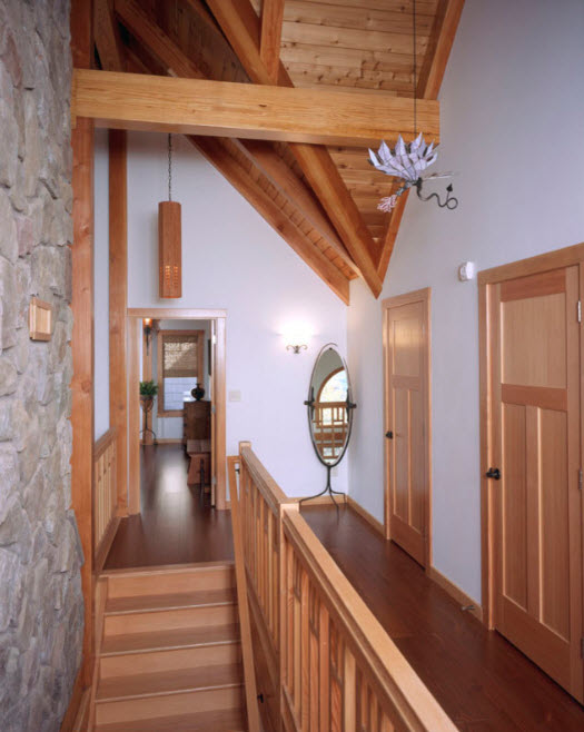 Камень и дерево - гармоничный союз