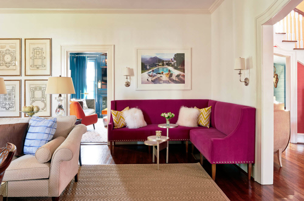 Колоритный угловой диван