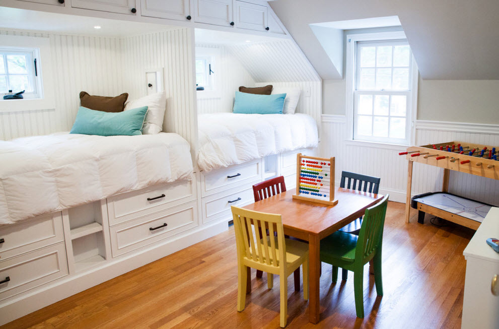 Обилие систем хранения