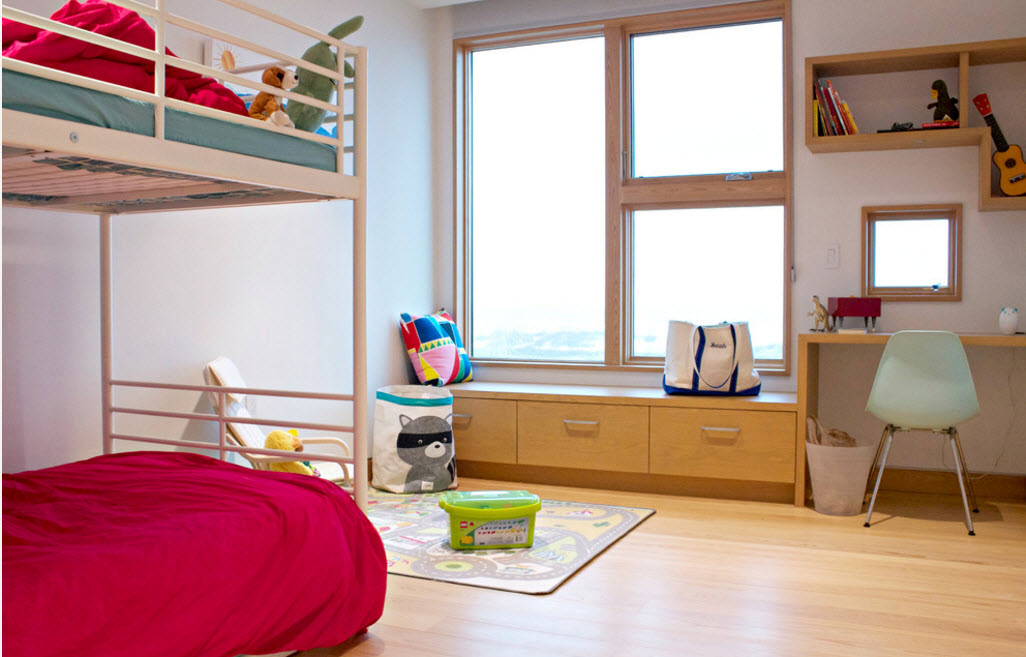 В комнате для двоих детей