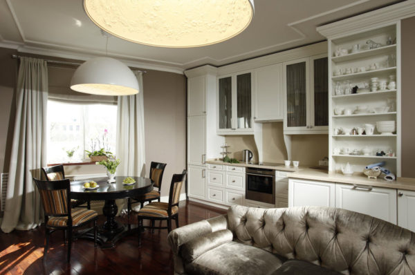 В классическом стиле