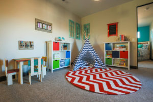 Современный интерьер детской комнаты 2017