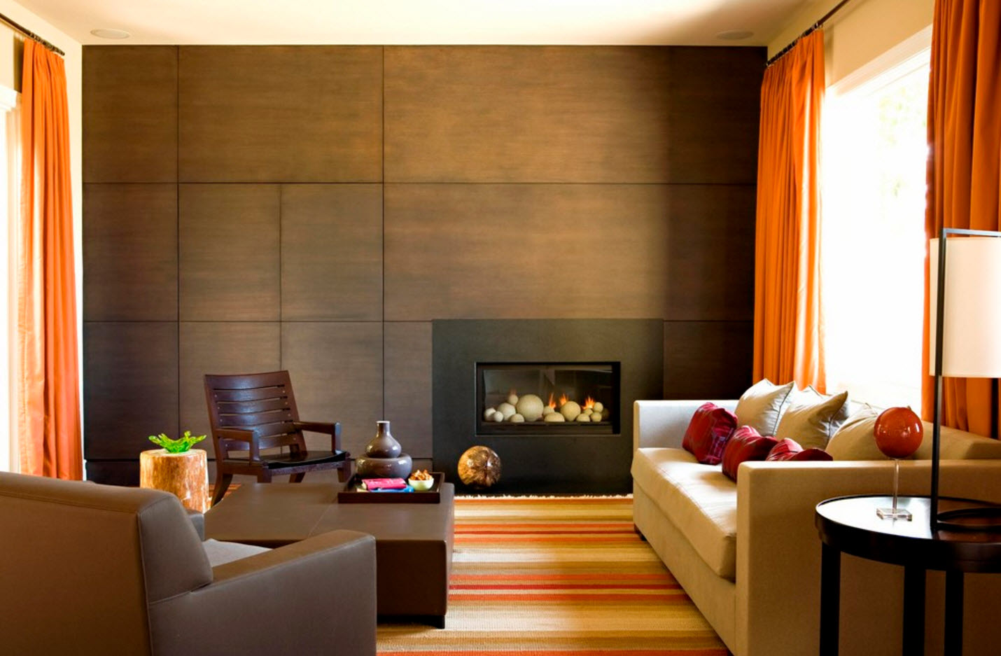 Яркая ткань для окон