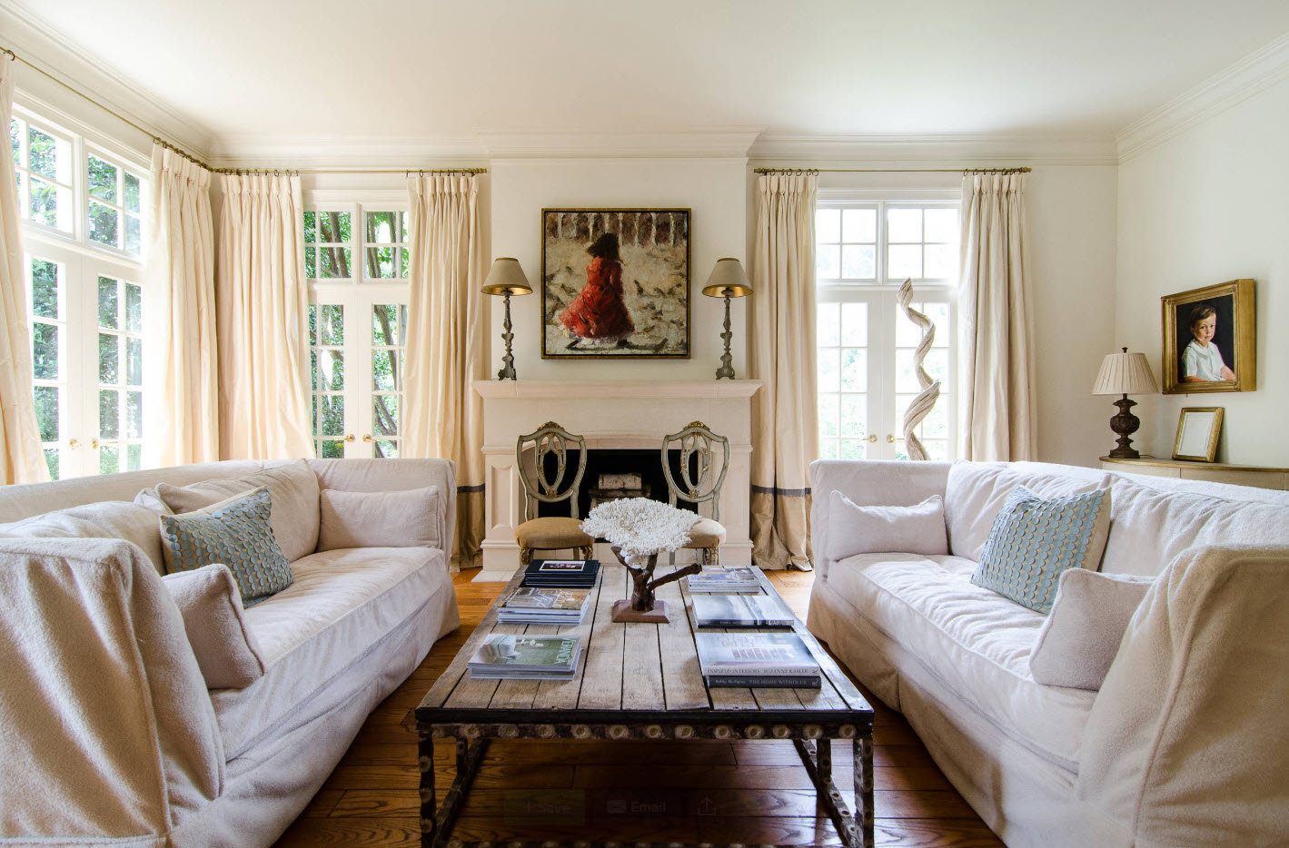 В светло-бежевом цвете