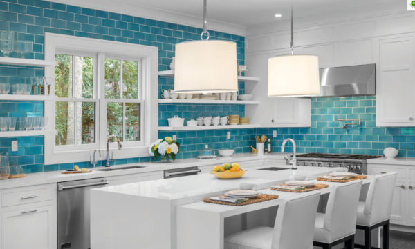 Яркая плитка для кухни