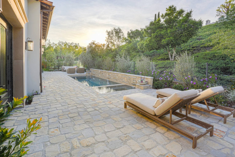 100 лучших идей: бассейн на дачном участке на фото