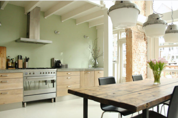 Светлая цветовая гамма