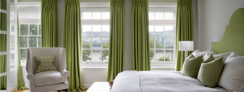 Зеленые шторы в современном интерьере