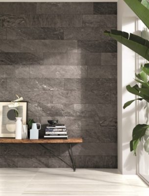 роскошный дизайн интерьера с декоративным камнем