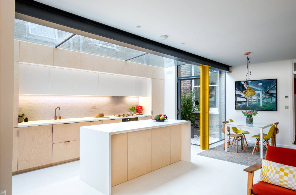 Яркие детали