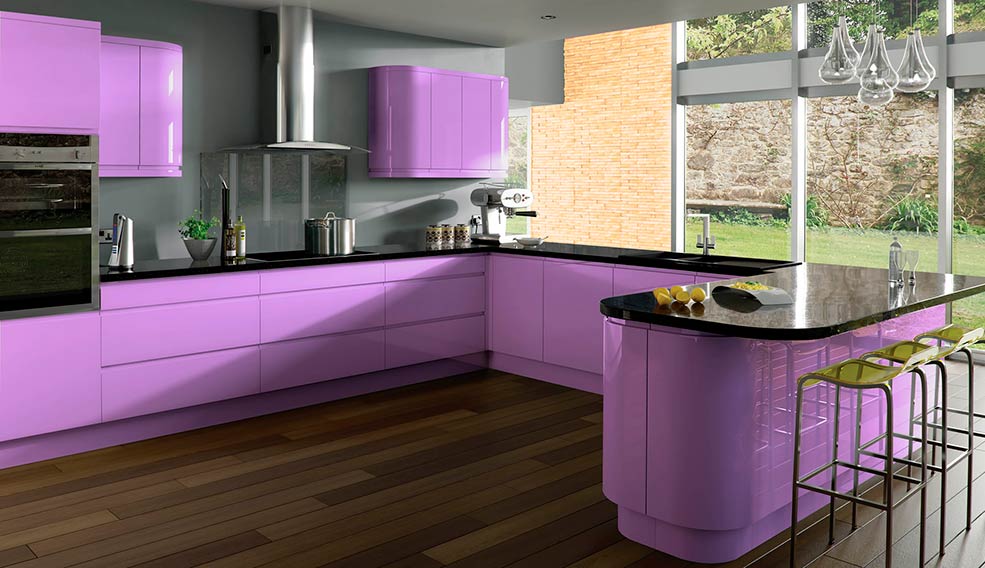 Сиреневая кухня 58 фото особенности использования кухни сиреневого цвета в интерьере Варианты дизайна кухонного гарнитура в лавандовых тонах