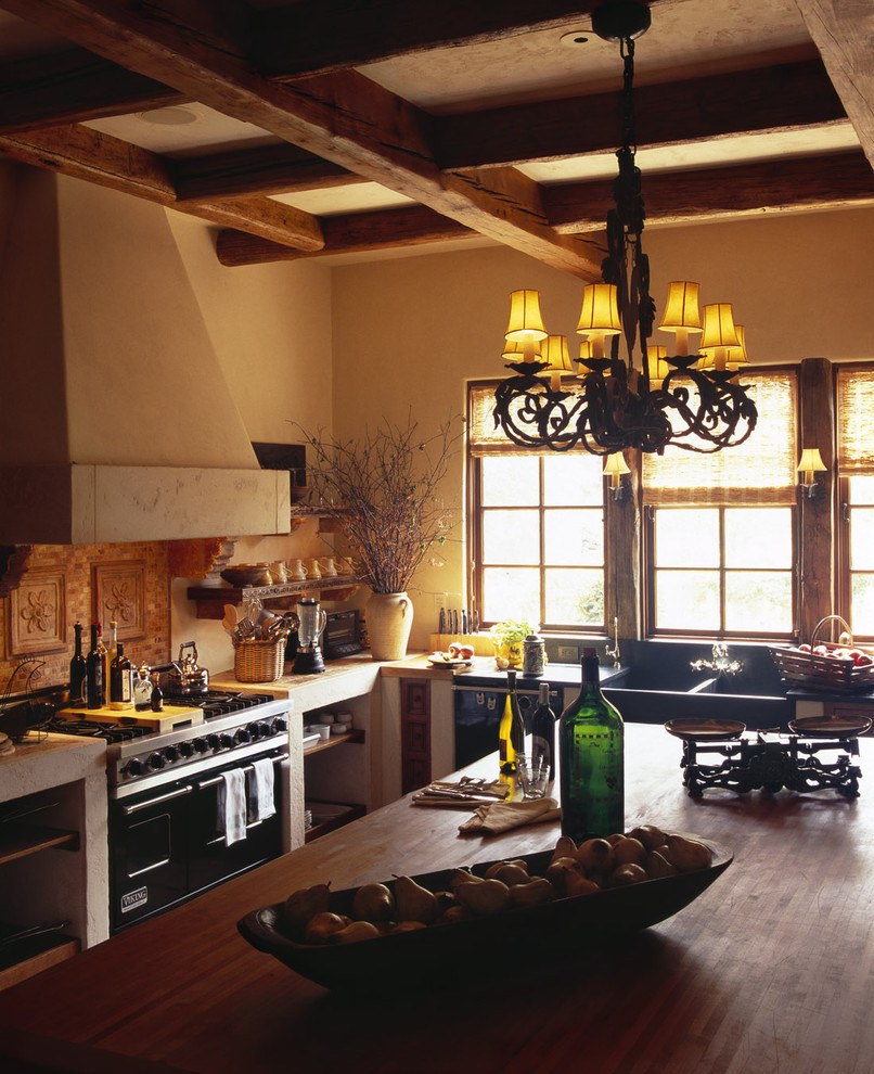 Кухня в колоніальному стилі: 100 фото