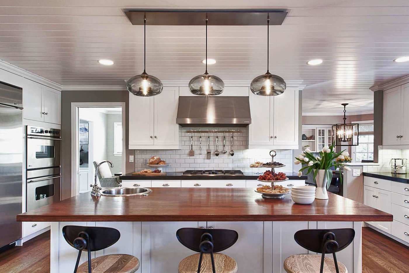 Современные люстры на кухню 2022 (58 фото): стиль для маленькой кухни