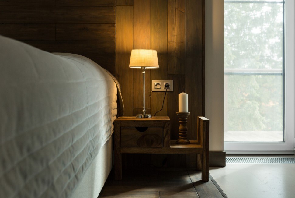 Тумбочки для спальні: 100 фото-новинок, ідеї дизайну