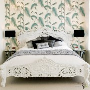 Растительный орнамент на обоях