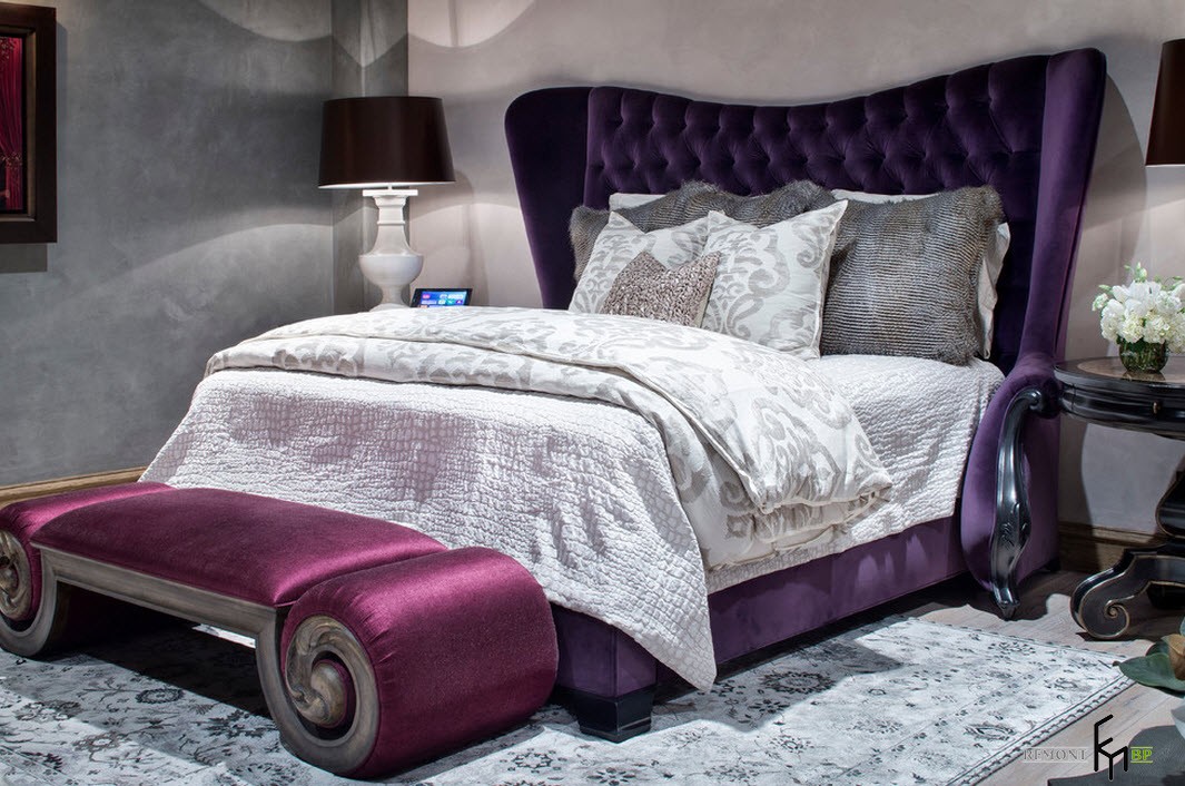 Кровать с фиолетовым изголовьем