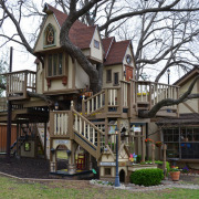 Большой детский городок с домом