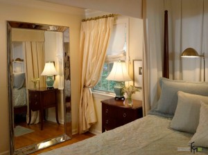 Оригинальная рама для зеркала