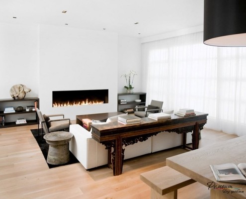 панорамное окно справа от камина панорамное окно справа от камина