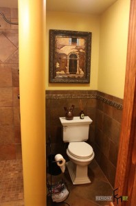 Плитка на нижней части стены