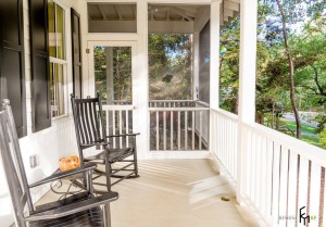 Просторный балкон в доме