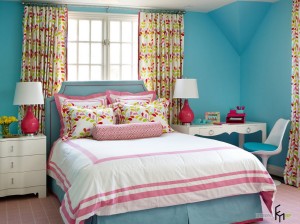 Сочетание голубого и розового цвета