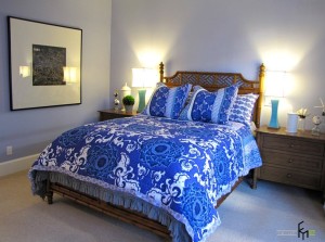 Синие цвета в спальне