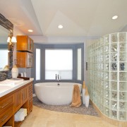 Зонирование стеклоблоками