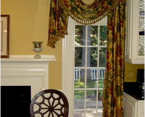 Экстравагантные асимметричные шторы Экстравагантные асимметричные шторы